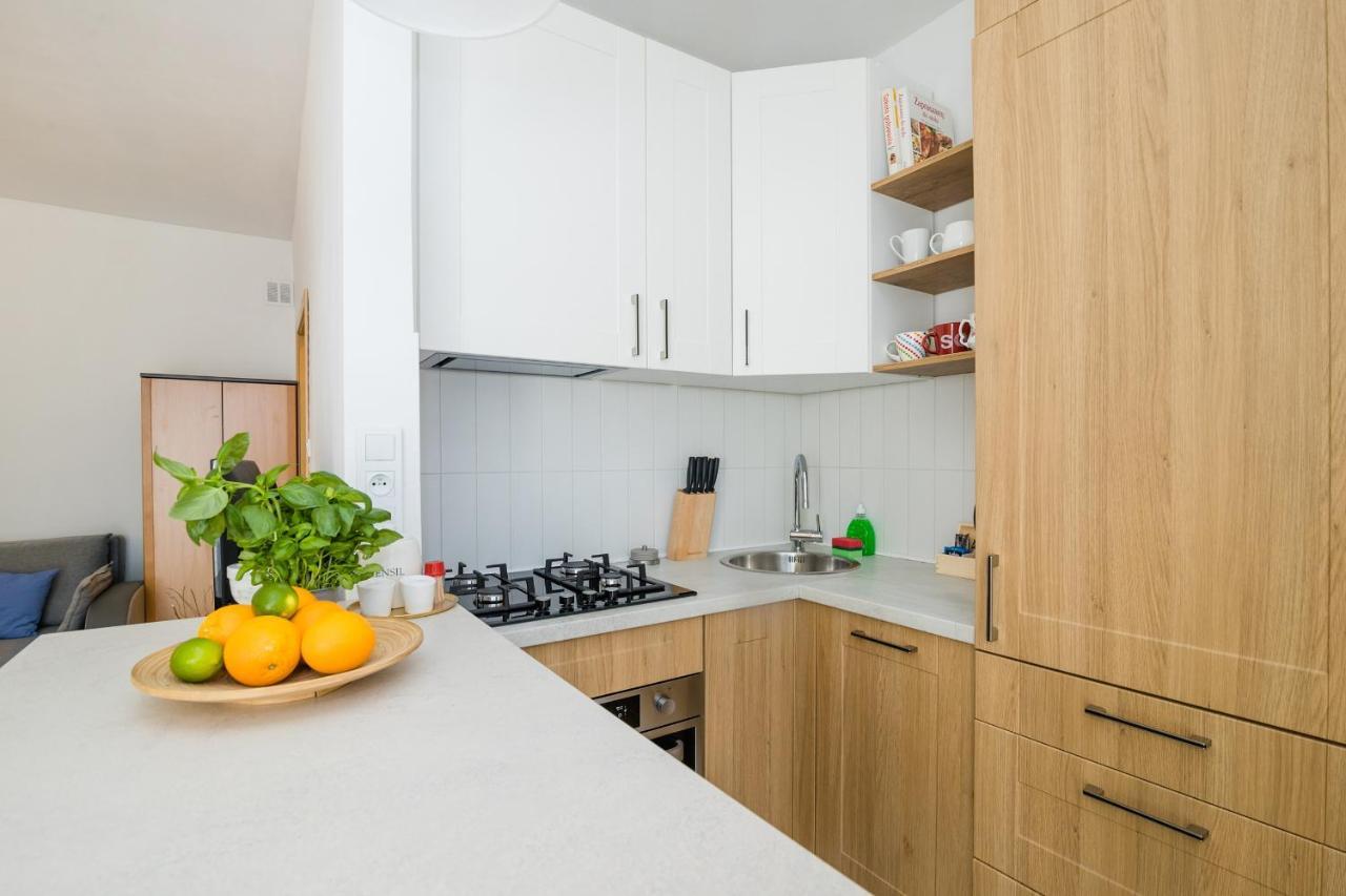 Shortstaypoland Plac Dabrowskiego B140 Warsaw Ngoại thất bức ảnh